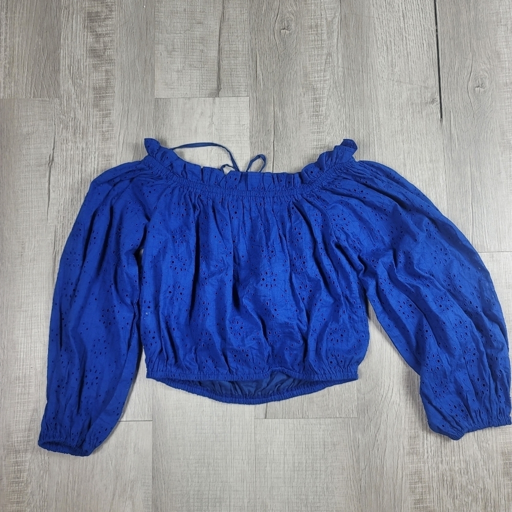 Boohoo Plus Eyelet Off Shoulder Top Cobalt - Picture 5 of 9